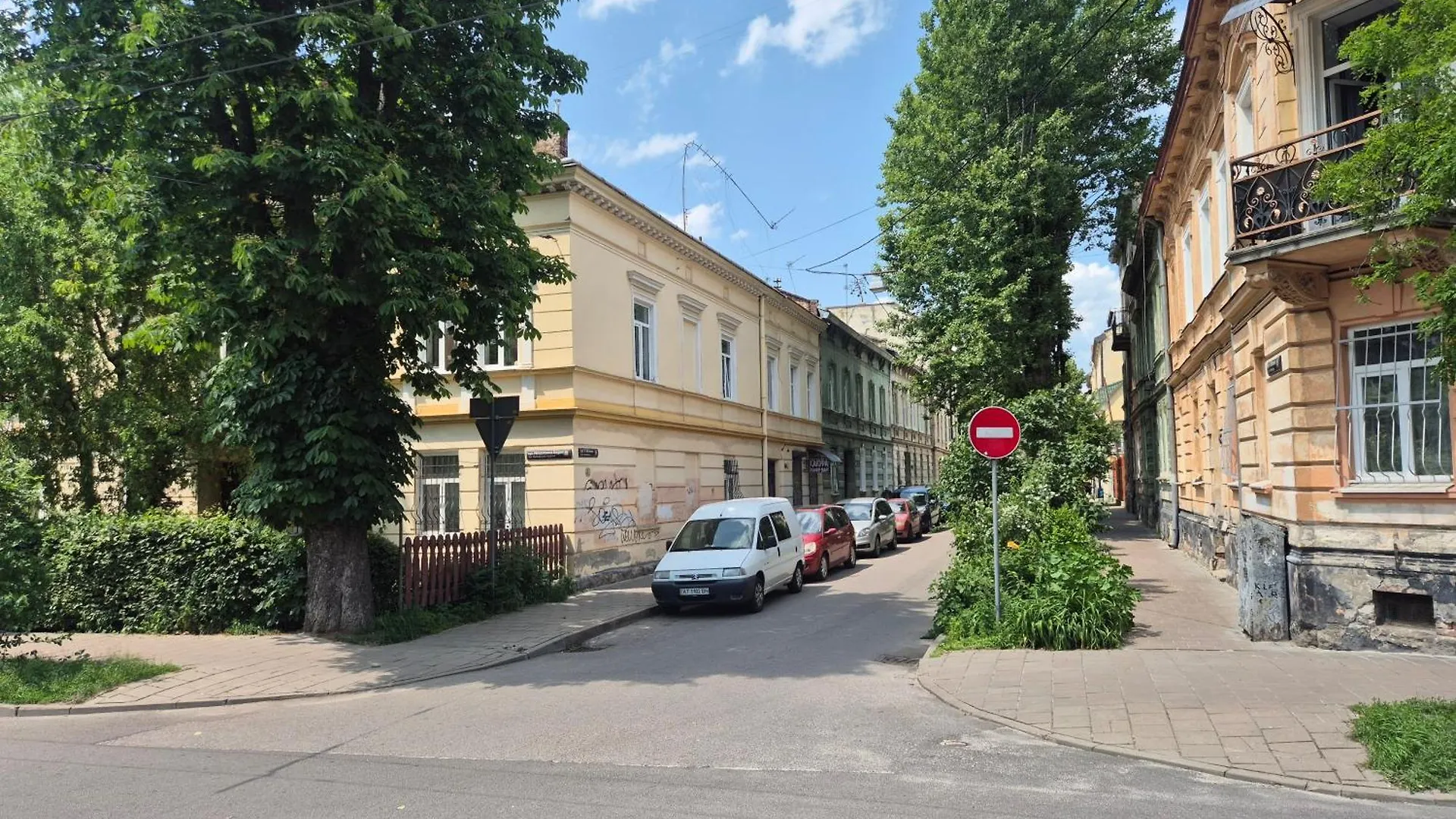 Новенька Квартирка Біля Вокзалу Та Костелу Вулиця Війтовича 1 Apartment Lviv